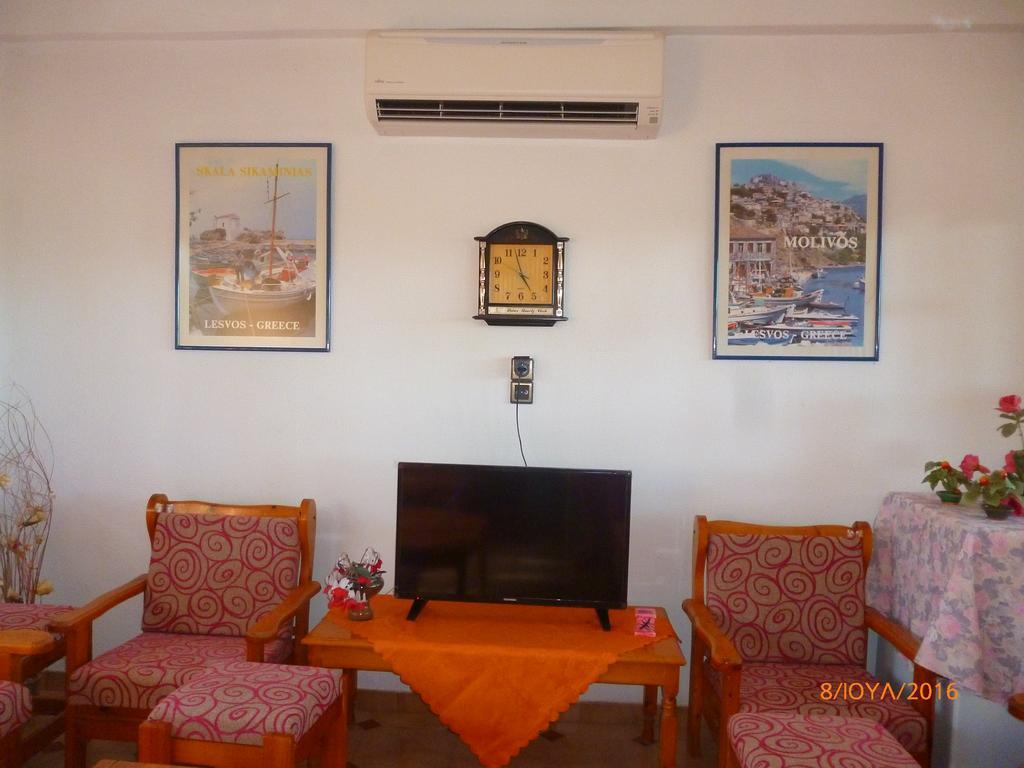 Pyrgi Thermis Golden Sun Rooms מראה חיצוני תמונה