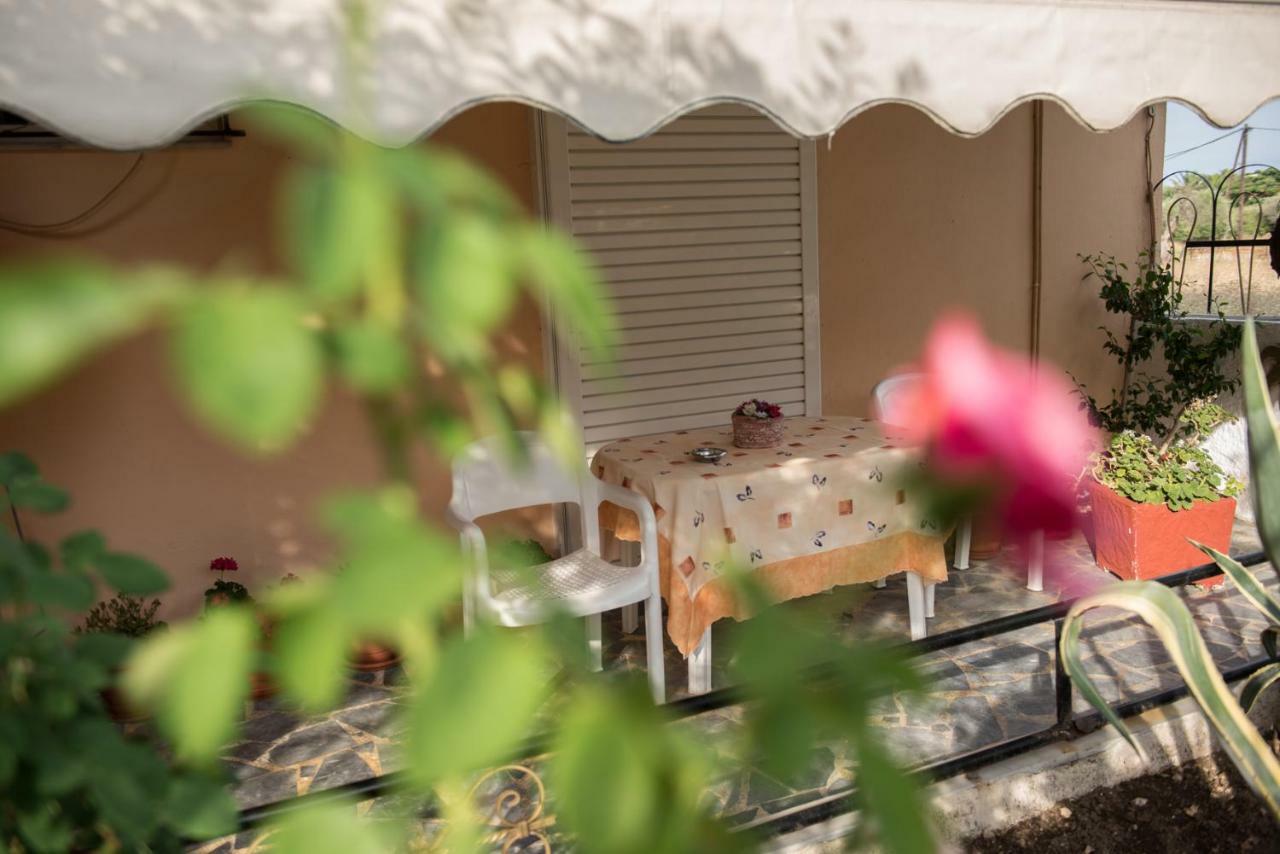 Pyrgi Thermis Golden Sun Rooms מראה חיצוני תמונה